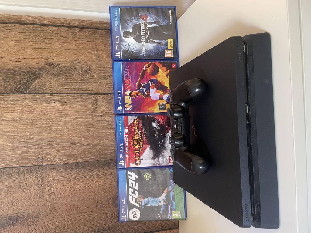 Prodjaem PS4 Slim(1 terabajt)+6 igrica