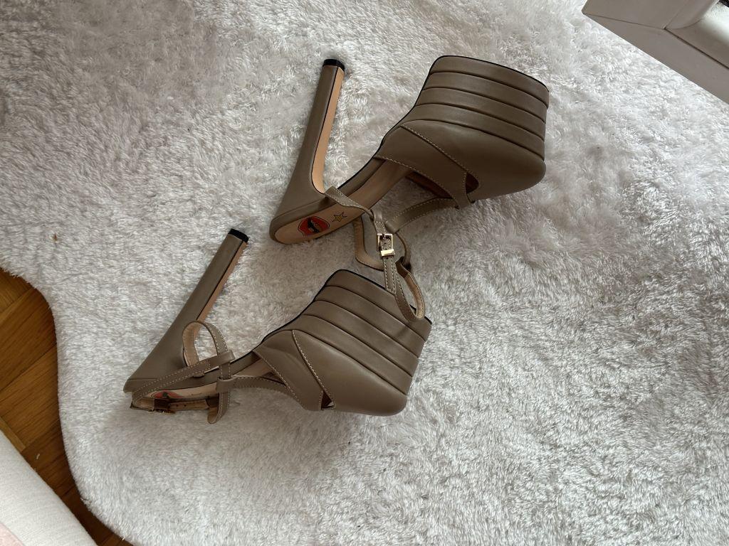 Štikle Gucci 37