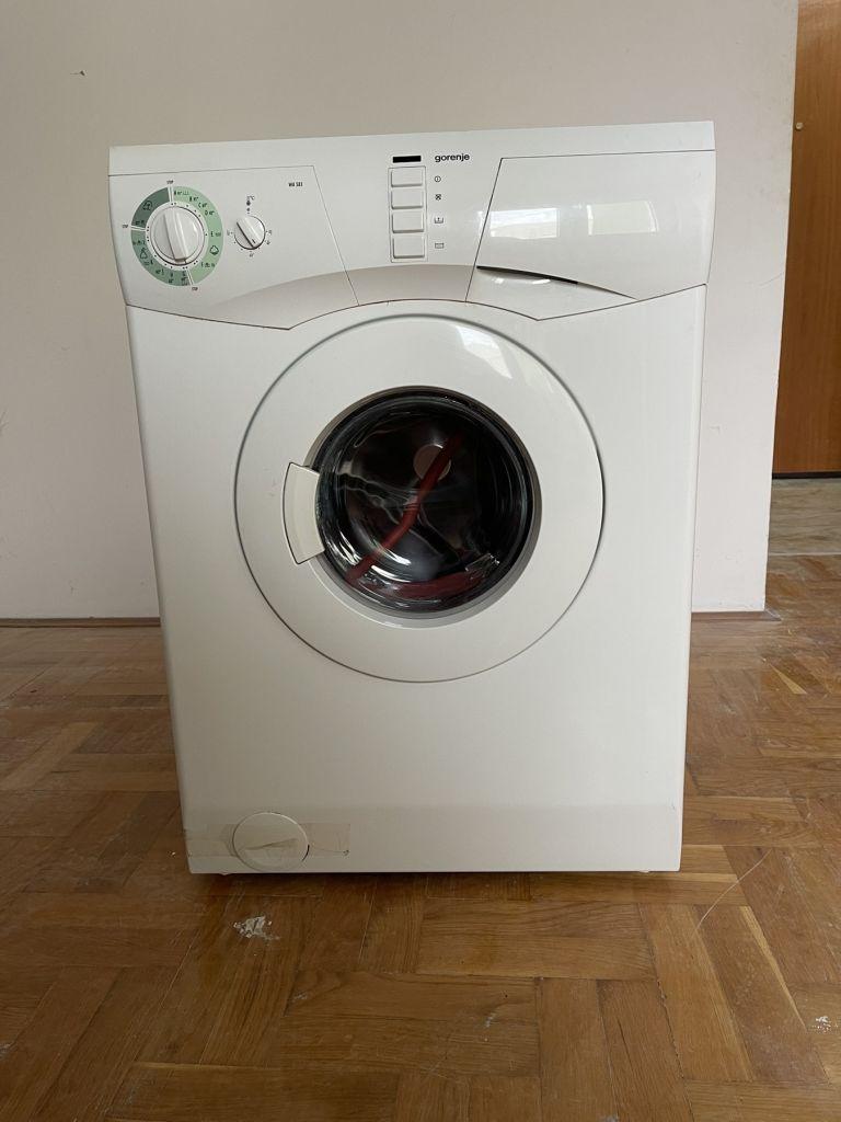 Prodajem ves masinu