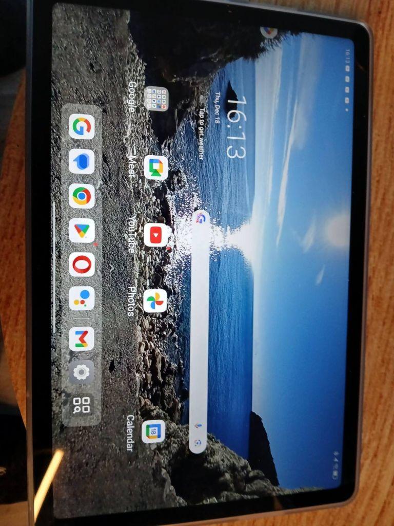 Prodajem Tablet Lenovo