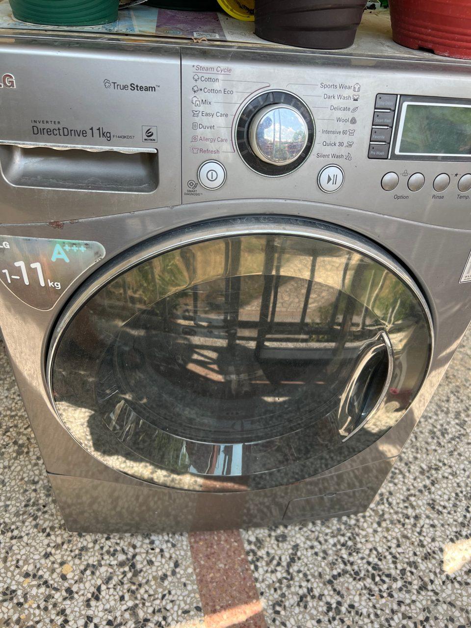 Polovna masina za pranje vesa LG 11 kg (fotografija 3)