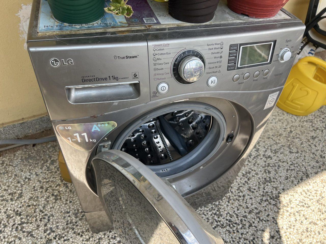 Polovna masina za pranje vesa LG 11 kg (fotografija 5)