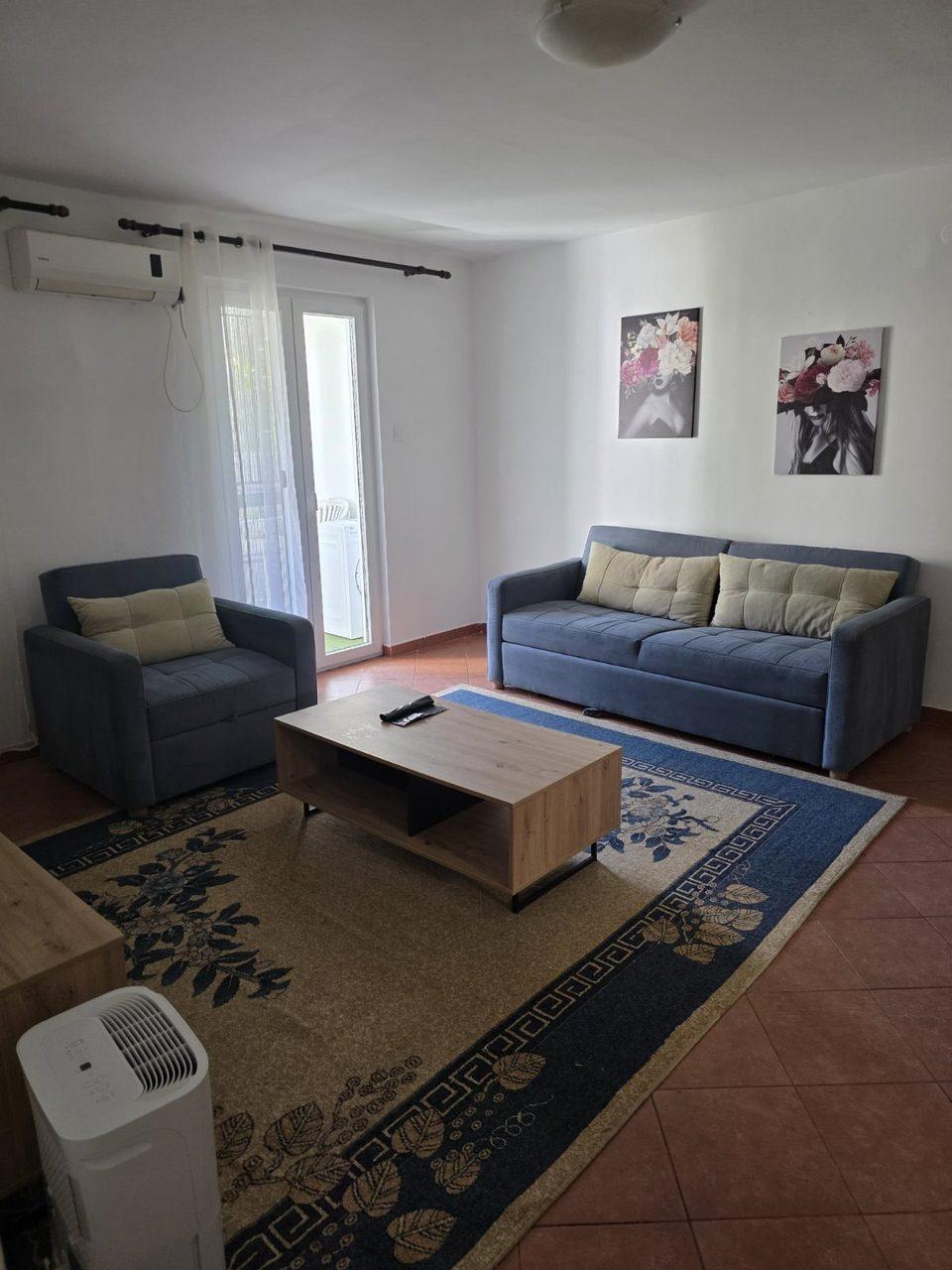 Prodajem dvosoban stan 61m2, Budva (fotografija 3)