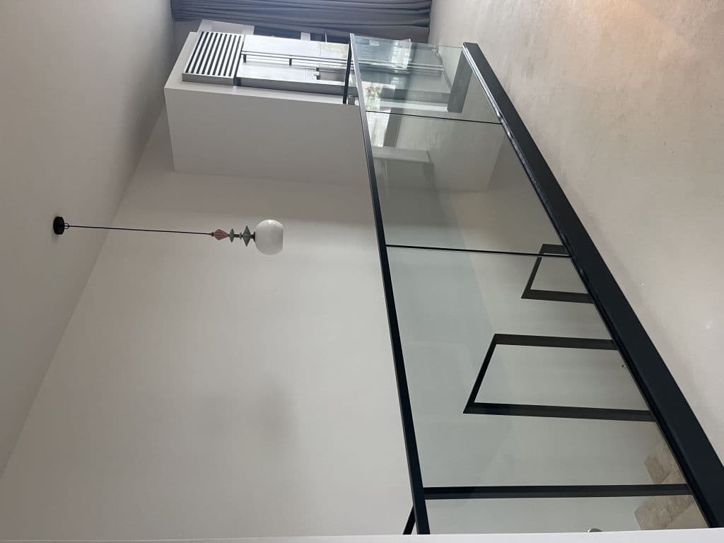 Vista Glass MNE