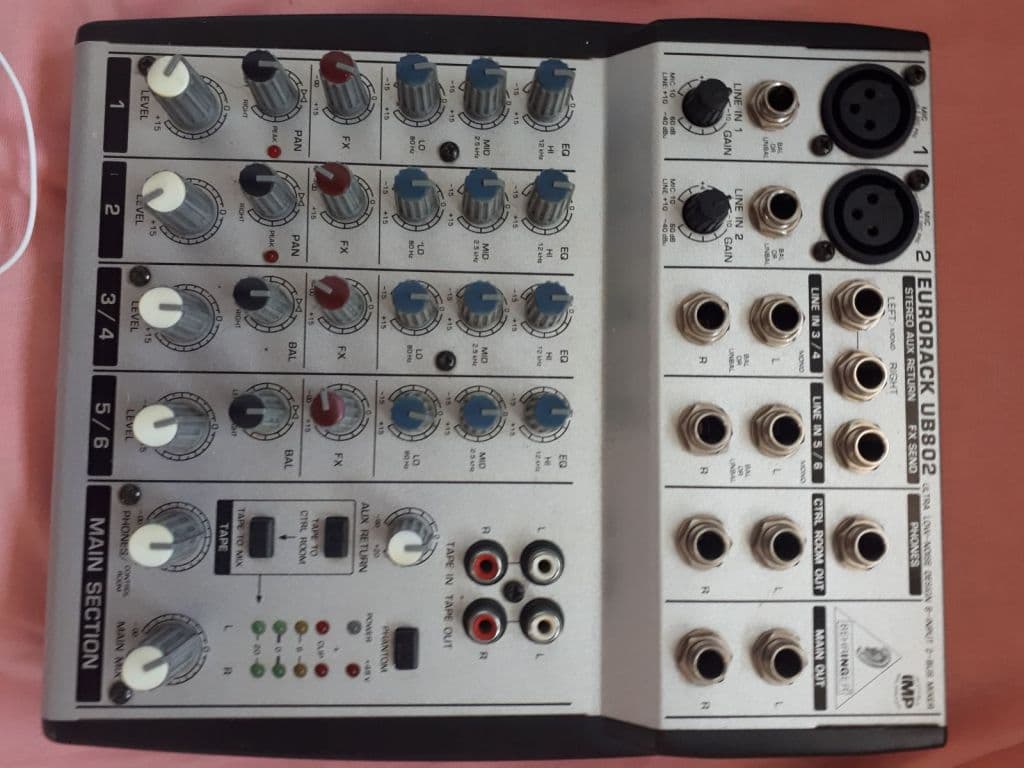 Behringer mixeta