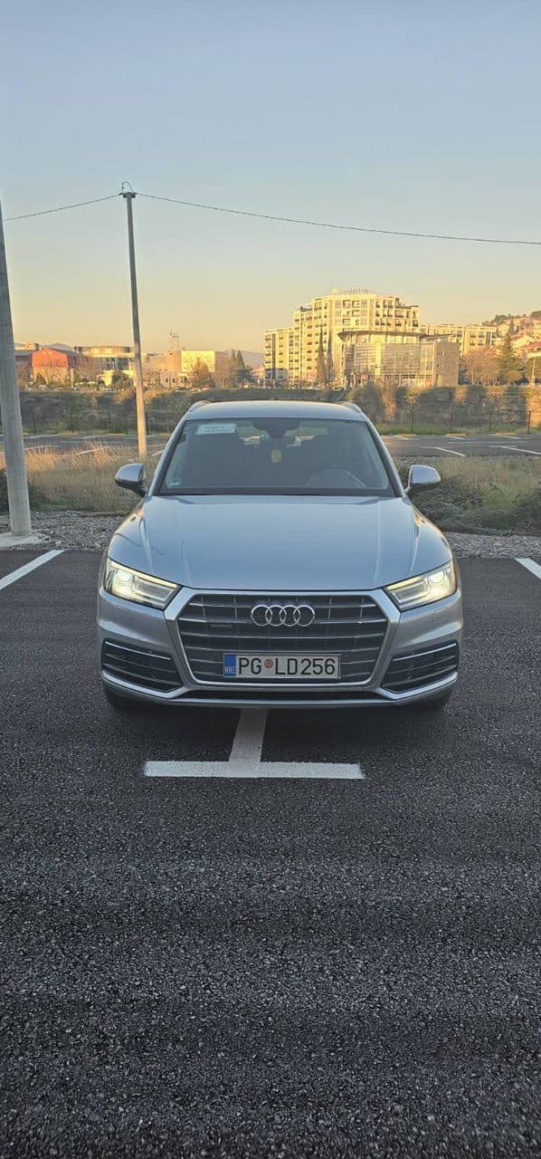 Prodajem AUDI Q5,, Podgorica