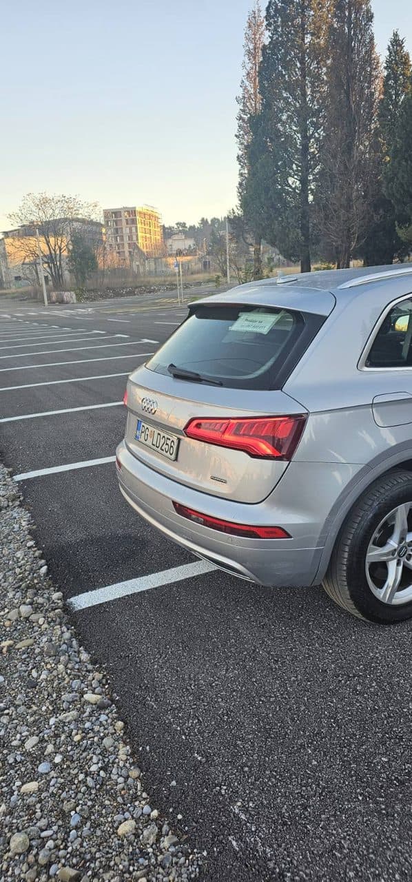 Prodajem AUDI Q5,, Podgorica (fotografija 2)