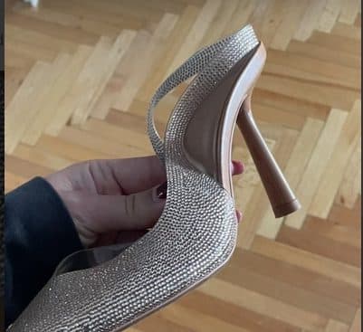 Prodajem Zara stikle (fotografija 2)
