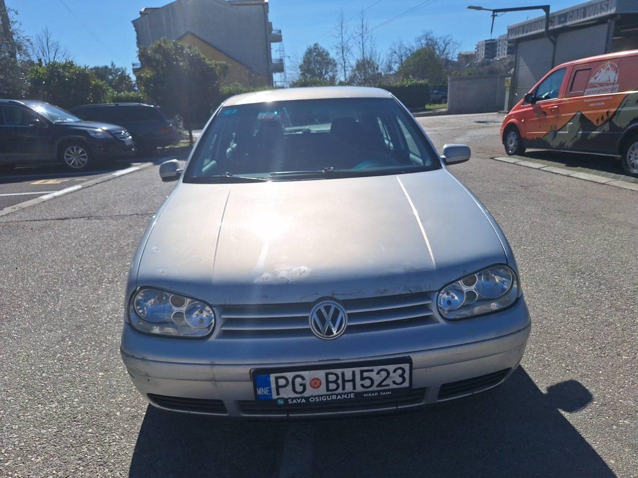 GOLF IV u odličnom stanju (fotografija 3)